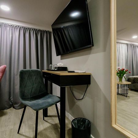 Kamienica No 111A Warsaw Airport Aparthotel Eksteriør bilde